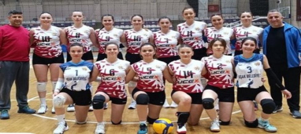 AL-KA SPOR VOLEYBOL TAKIMIN'DAN BÜYÜK BAŞARI