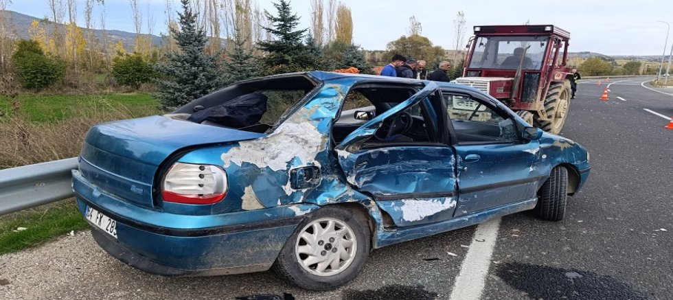 AYNI KAVŞAKTA BU KAÇINCI KAZA ?