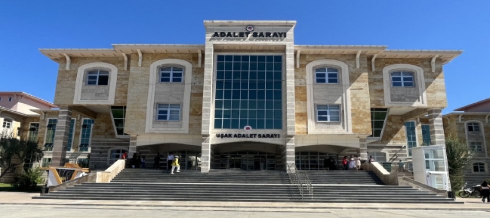 UŞAK ADLİYESİNDE GÖREV DEĞİŞİMİ