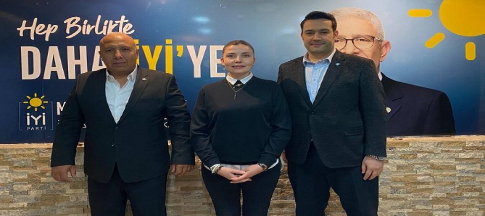 UŞAK İYİ PARTİ'DE NÖBET DEĞİŞİMİ