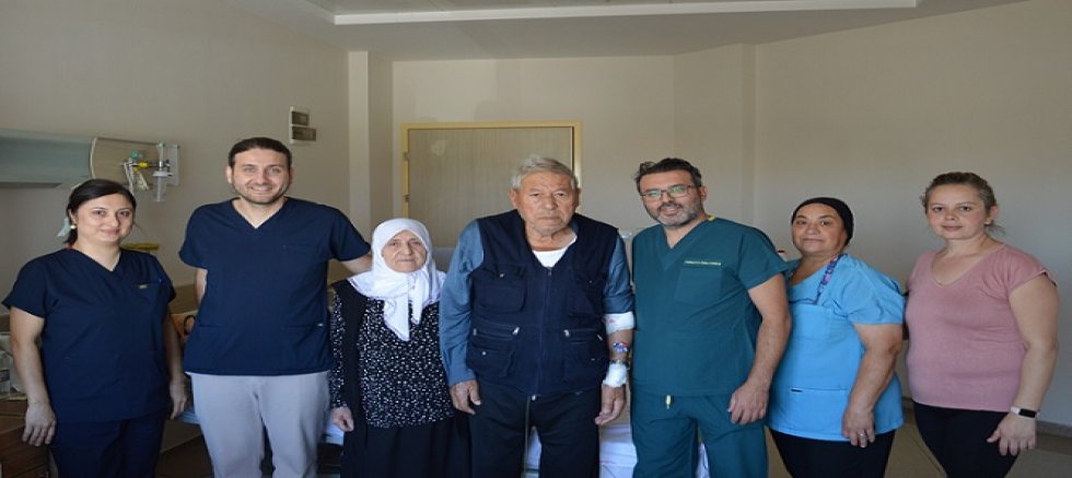 UŞAK'TA AMELİYATSIZ AORT KALP KAPAK DEĞİŞİMİ BAŞARIYLA GERÇEKLEŞTİRİLDİ.