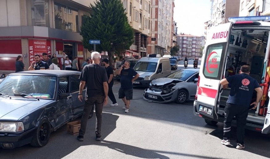 UŞAK'TA MEYDANA GELEN KAZA'DA 1 KİŞİ YARALANDI.