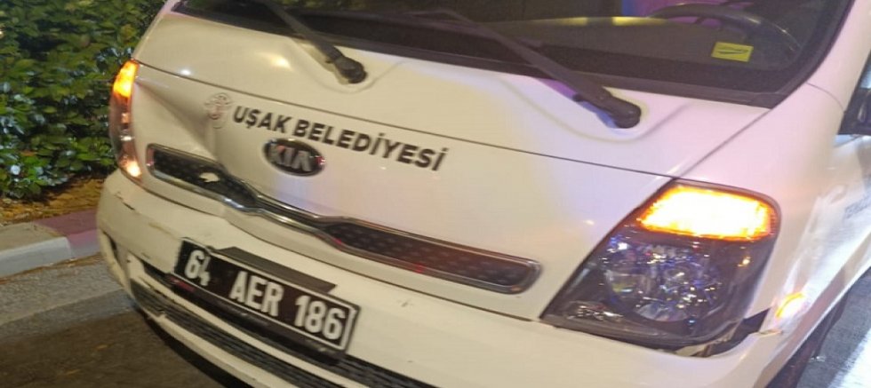 UŞAK'TA MEYDANA GELEN KAZA'DA BELEDİYE'NİN ŞOFÖRÜ ALKOLLÜ ÇIKTI.