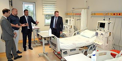 EŞME DEVLET HASTANESİNE 2 YENİ DİYALİZ CİHAZI.