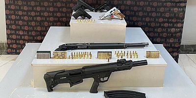 SOSYAL MEDYA'DAN PAYLAŞILAN SİLAHLAR RUHSATSIZ ÇIKTI 3 TUTUKLAMA.