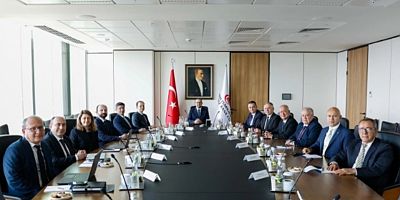 Uşak İş Dünyası Temsilcilerinden Merkez Bankası Başkanı Dr. Fatih Karahan'a Ziyaret