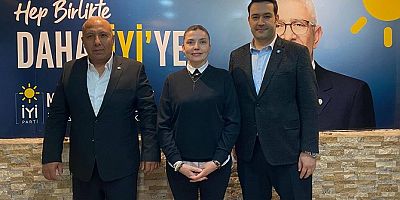 UŞAK İYİ PARTİ'DE NÖBET DEĞİŞİMİ