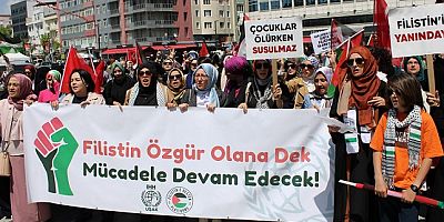 UŞAK'TA ANNELER GÜNÜNDE GAZZELİ ANNELER İÇİN DESTEK MİTİNGİ. DÜZENLENDİ.