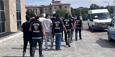 UŞAK'TA KESİNLEŞMİŞ CEZASI BULUNAN 13 KİŞİ YAKALANARAK CEZAEVİNE GÖNDERİLDİ.
