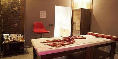 UŞAK'TA MASAJ SALONLARINA FUHUŞ BASKINI