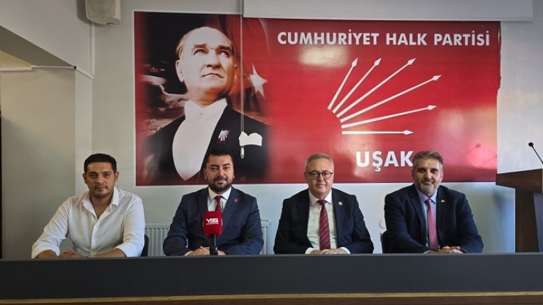 UŞAK CHP YENİ İL YÖNETİMİ BASIN AÇIKLAMASI YAPTI