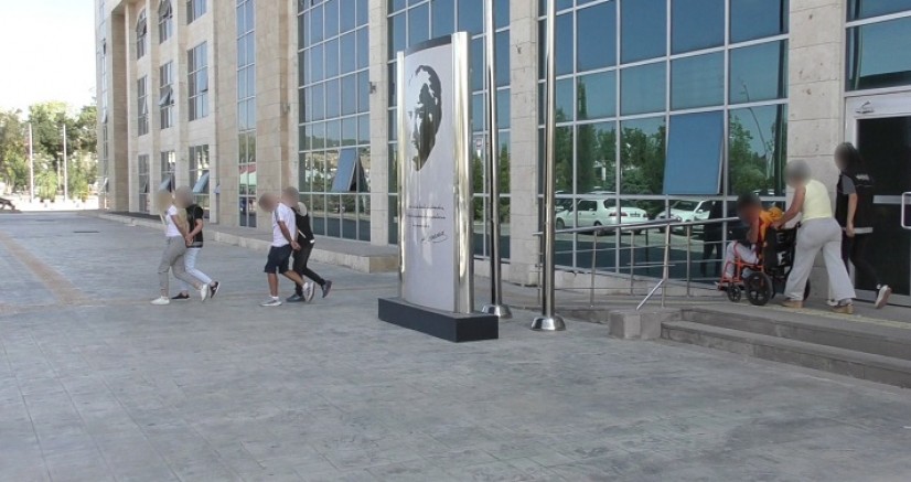 UŞAK'TA UYUŞTURUCU OPERASYONU 3 TUTUKLAMA.